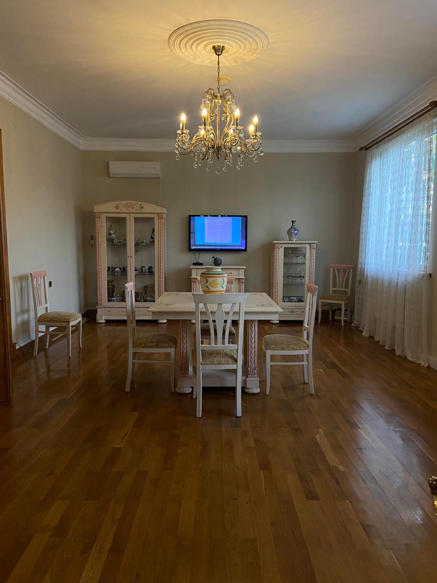 Guest House Green House Zugdidi Esterno foto